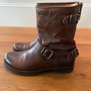 Woman Frye Boots